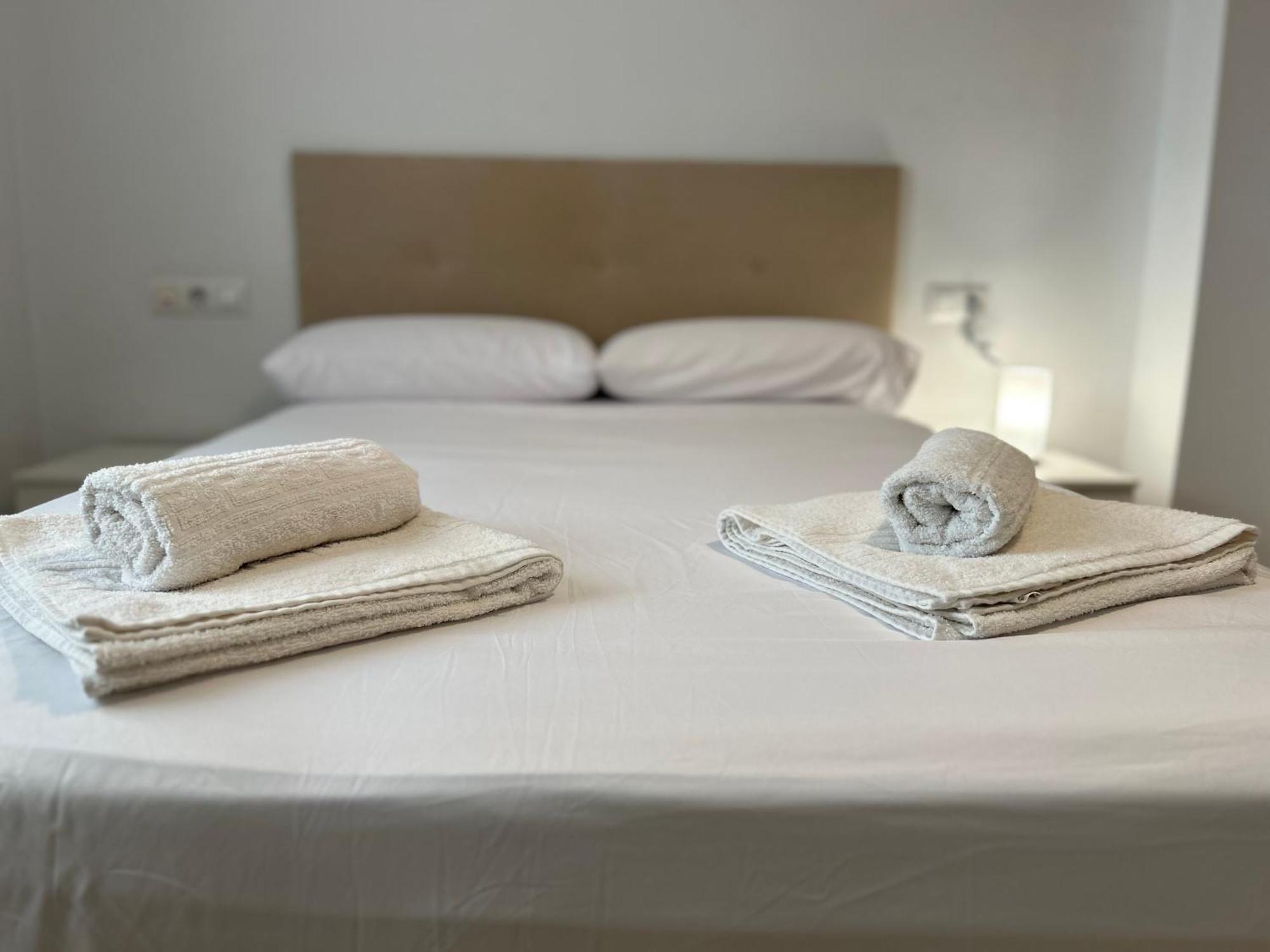 Garden Teatinos, Apartamento Con Piscina Y Ac マラガ エクステリア 写真