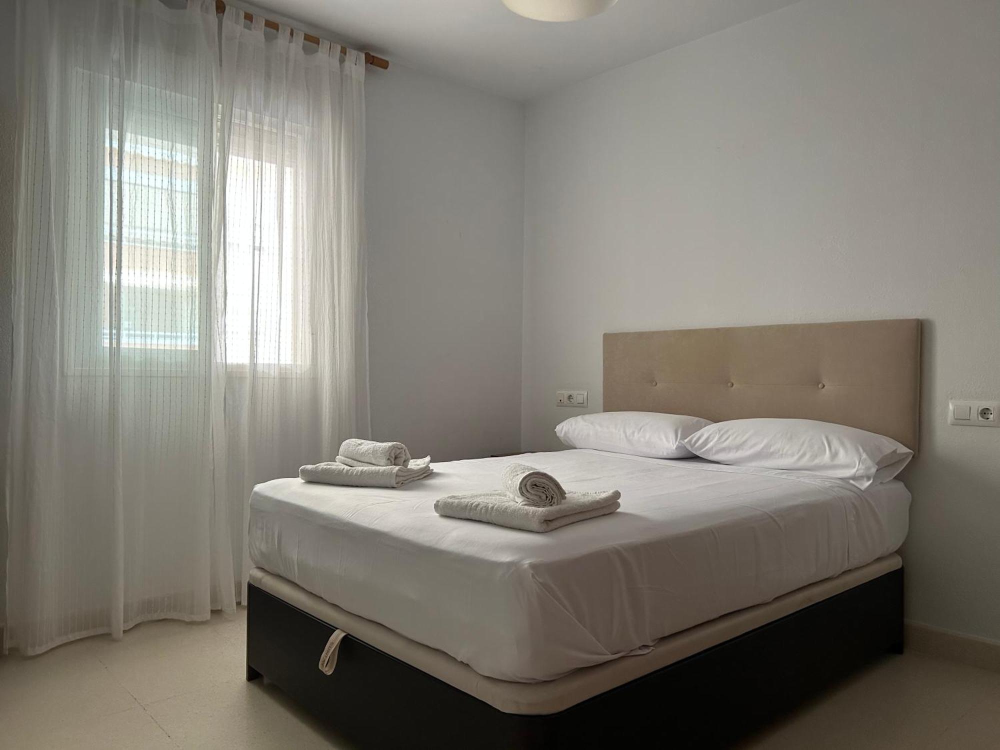 Garden Teatinos, Apartamento Con Piscina Y Ac マラガ エクステリア 写真