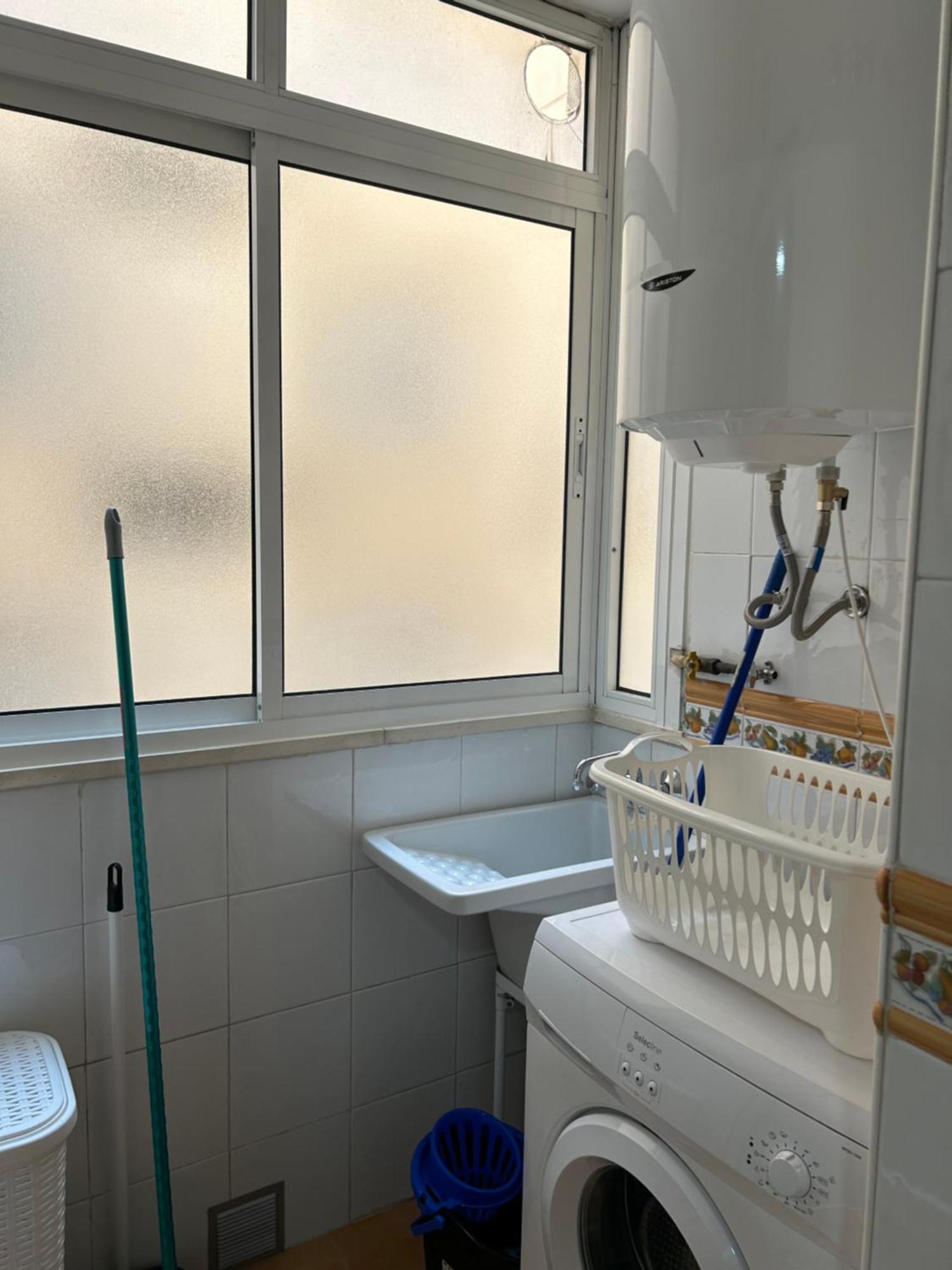 Garden Teatinos, Apartamento Con Piscina Y Ac マラガ エクステリア 写真